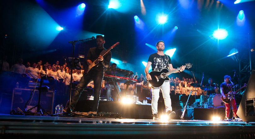 Plus de 150 choristes ont accompagné sur scène Marc Dupré pour interpréter quelques unes de ses chansons, le 22 juin dernier.