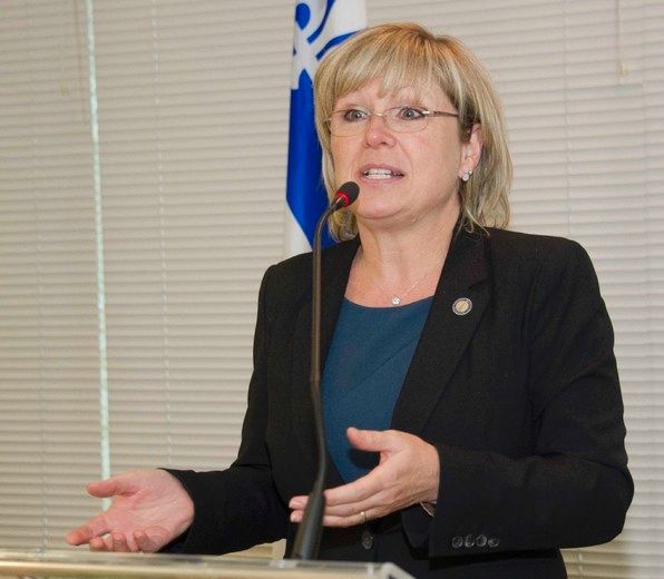 Francine Charbonneau est ministre responsable de la région de Laval