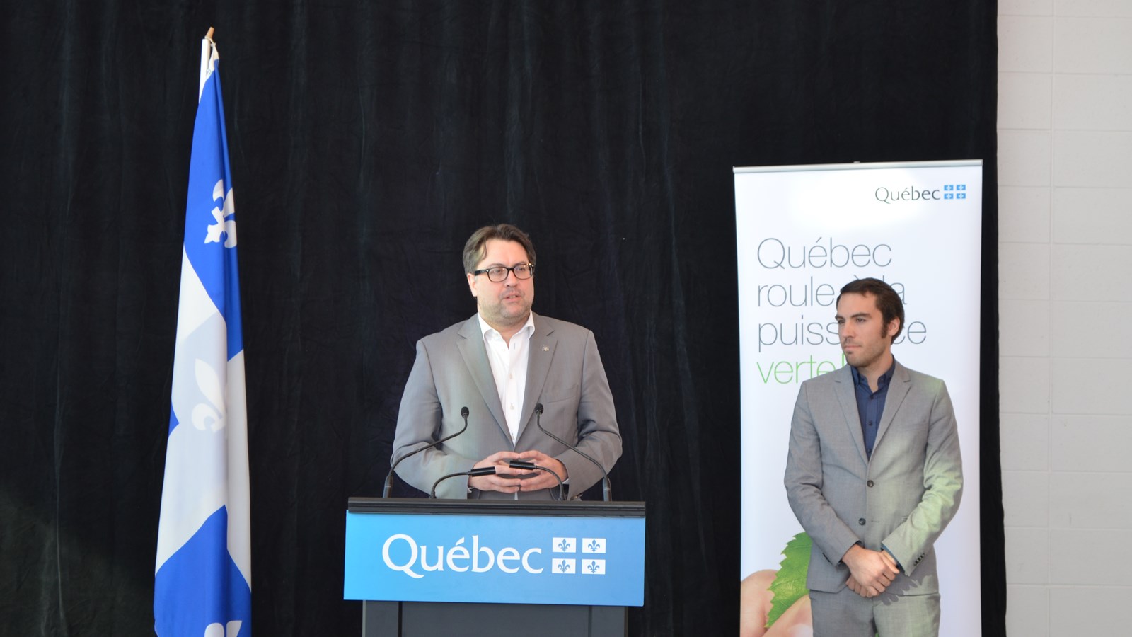 Le ministre Heurtel a fait cette annonce au nom du ministre de l'Énergie et des Ressources naturelles, Pierre Arcand.