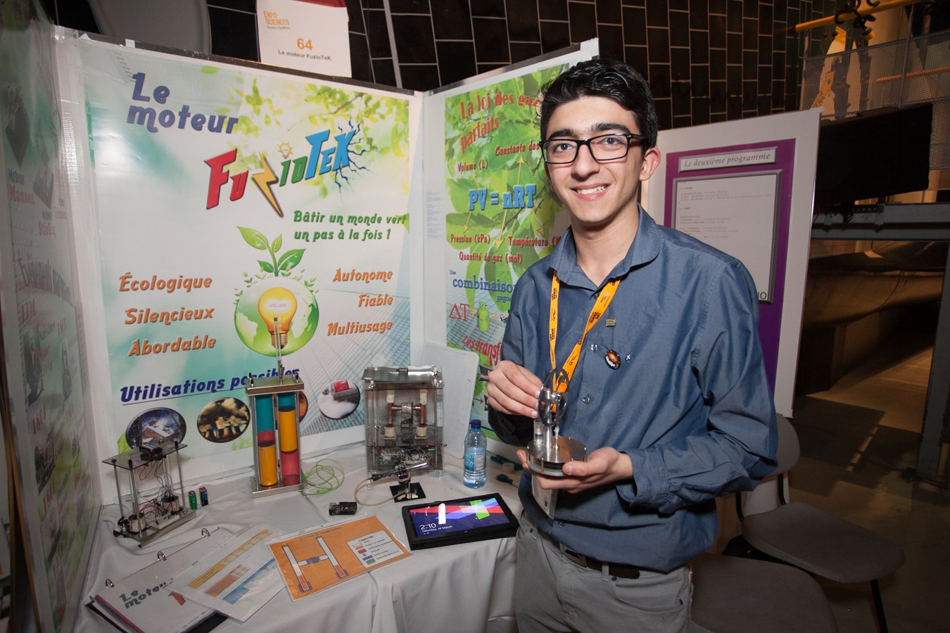 Les jeunes scientifiques ont afflué au Cosmodôme