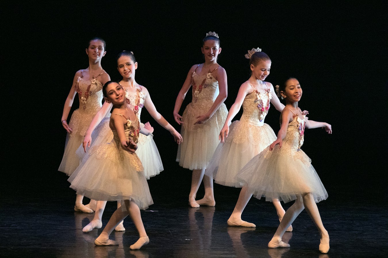 PHOTOS et VIDÉO : Bravissimo célèbre la danse à Laval