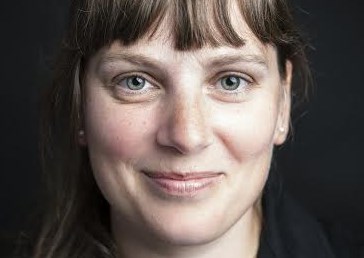 Annie-Claude Thériault enseigne la philosophie au Collège Montmorency.