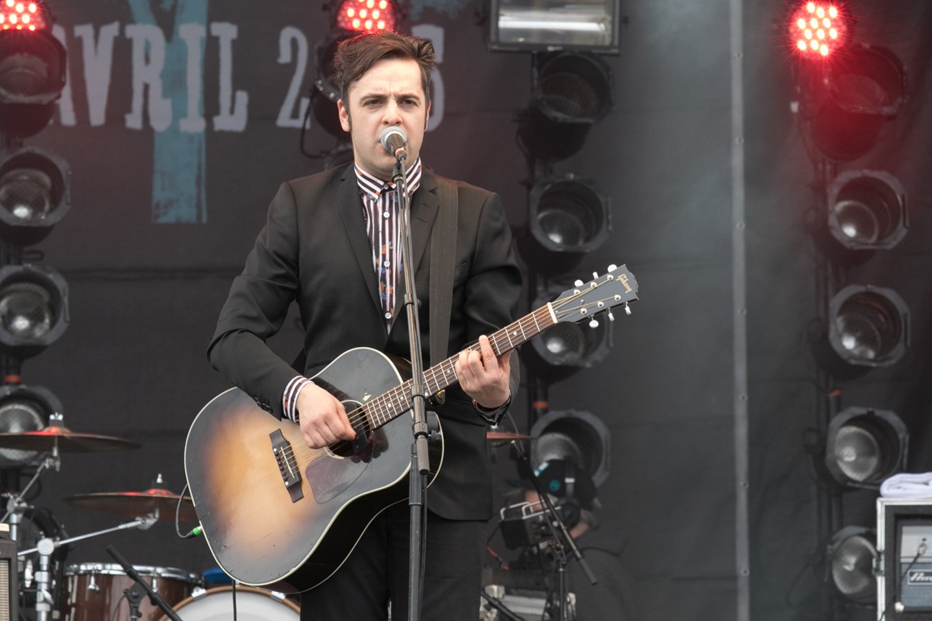 Le chanteur Dumas
