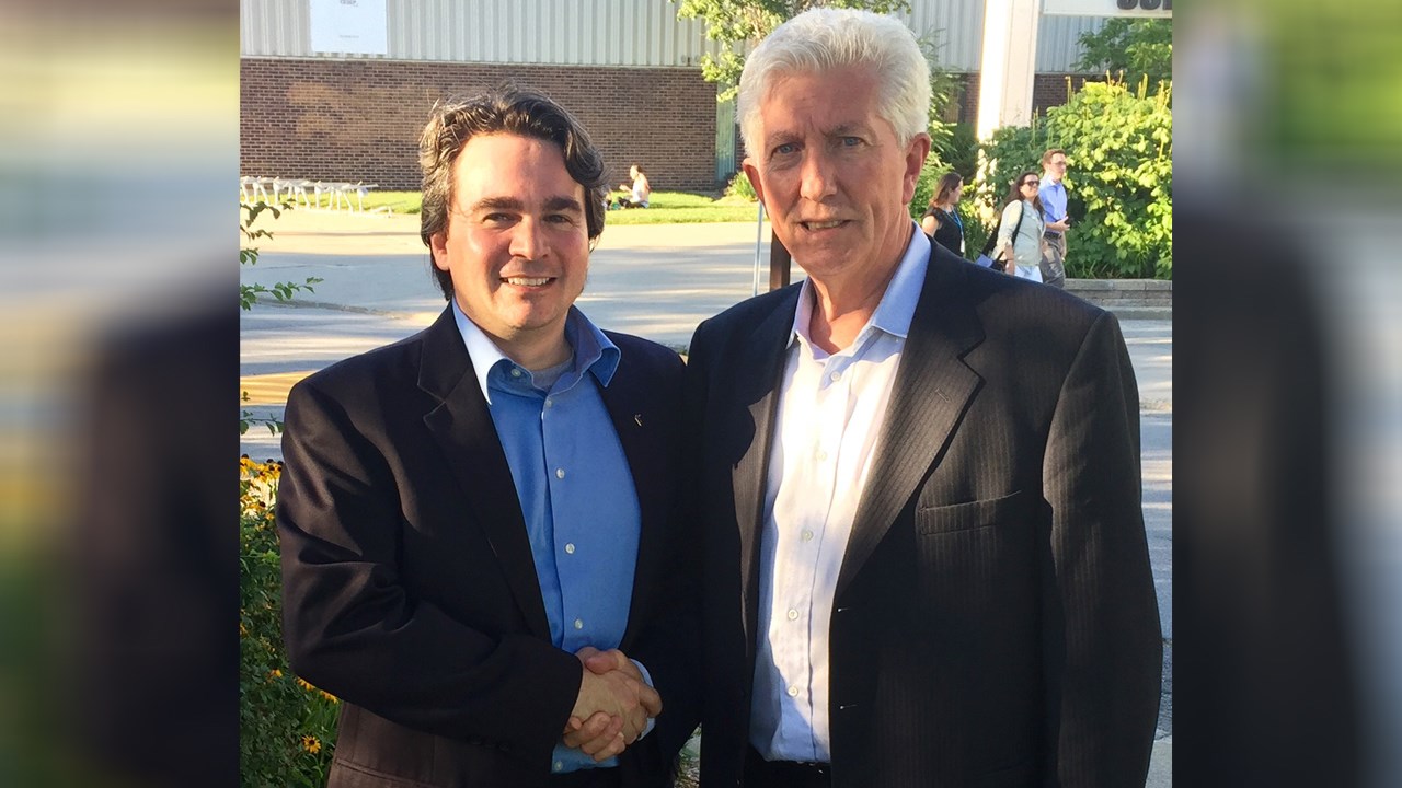 Gilles Duceppe présente le candidat du Bloc dans Marc-Aurèle-Fortin