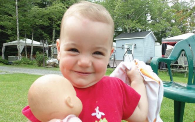 Sarah Gratton, 2 ans