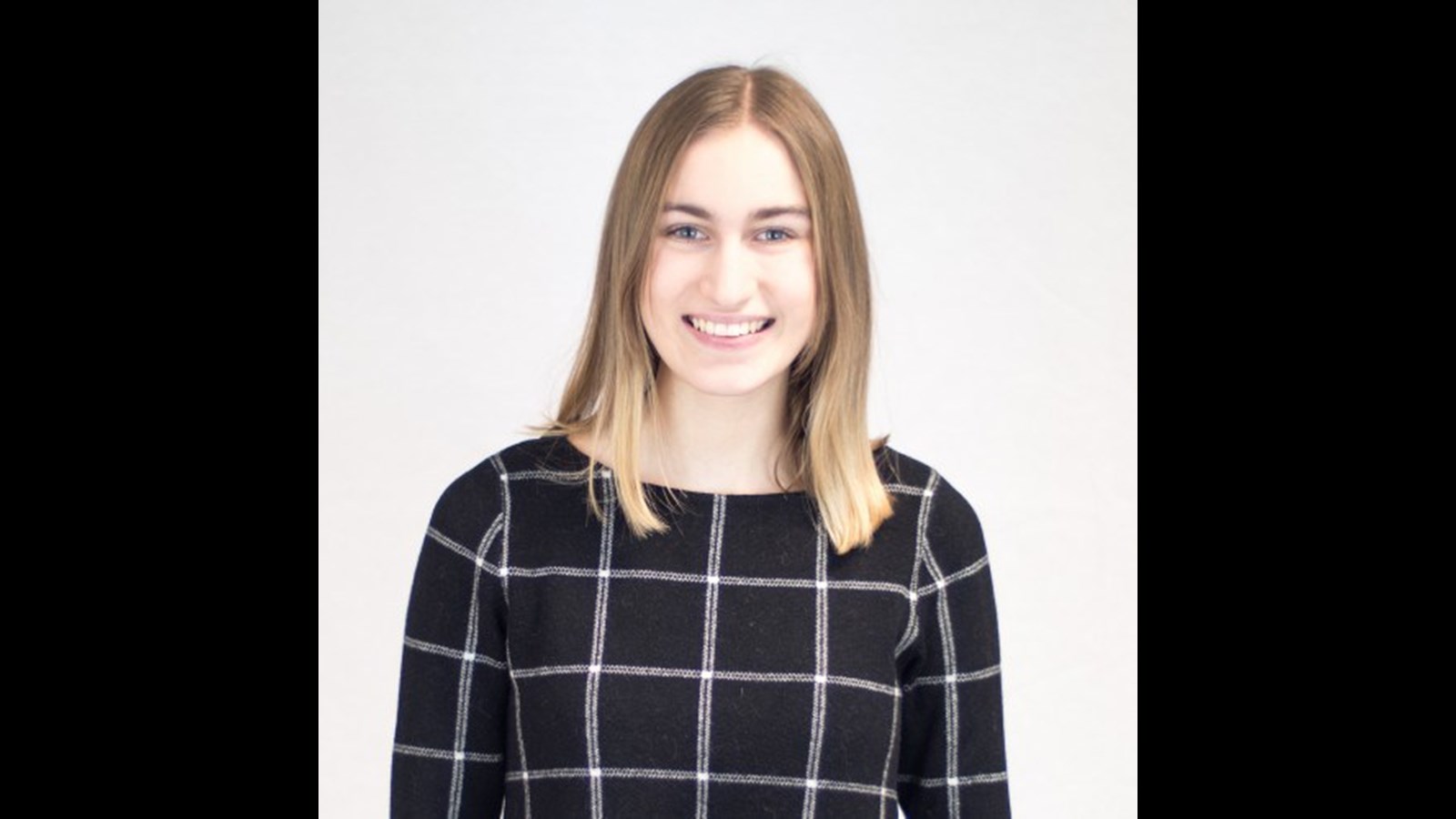 Andréanne Fiola, étudiante au CÉGEP Montmorency et candidate dans Sainte-Rose