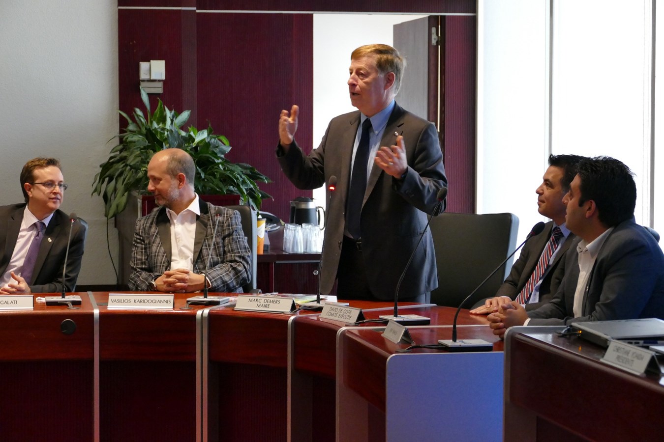 L’administration Demers fait entériner par le Conseil municipal un règlement limitant la hauteur des bâtiments à Laval