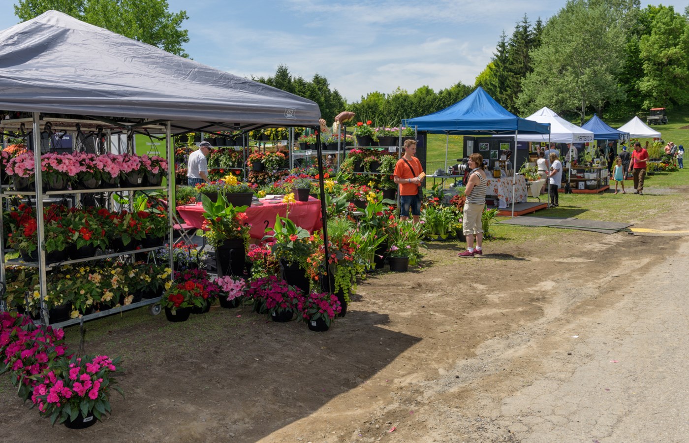 2e édition du Marché floral de Laval