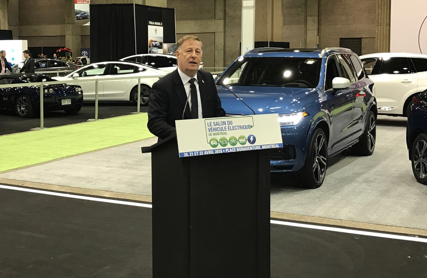 Laval devient la 1re ville au Canada à offrir des subventions liées à l’électrification des transports