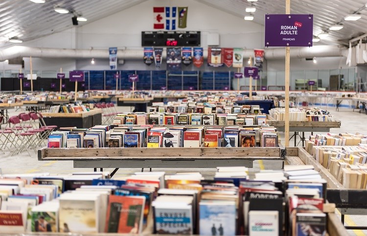 La Bibliovente des Bibliothèques de Laval est de retour
