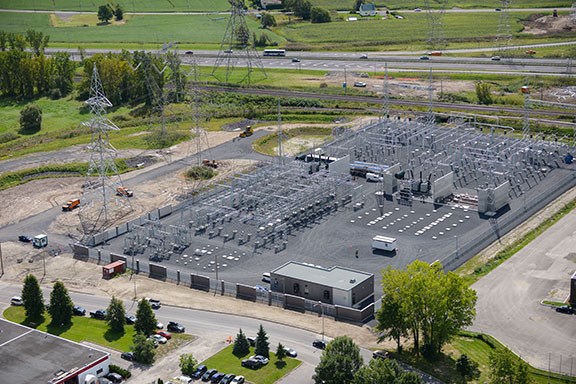Le poste Le Corbusier sera semblable au poste de Saint-Bruno-de-Montarville, situé dans le parc industriel de la ville du même nom. - Image à titre indicatif