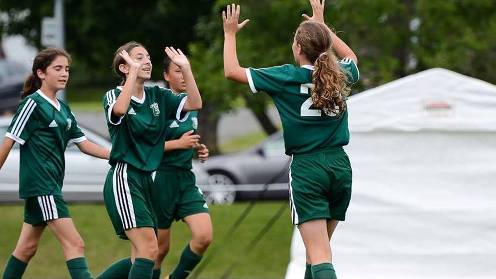 Laval récolte 16 médailles dont un doublé en or au soccer 
