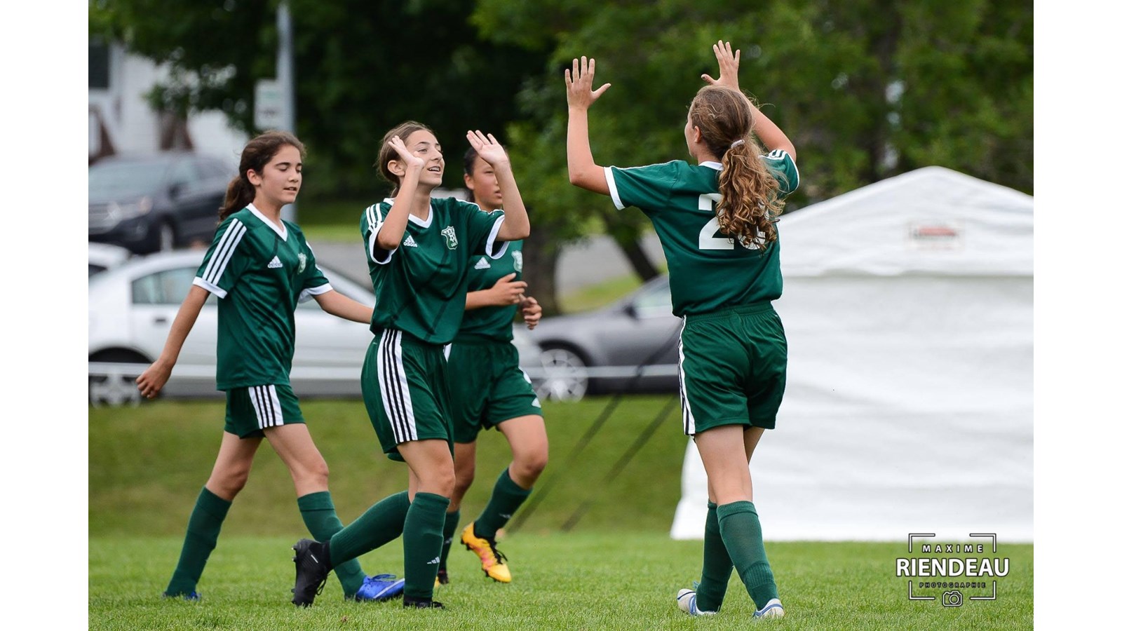 Laval récolte 16 médailles dont un doublé en or au soccer 