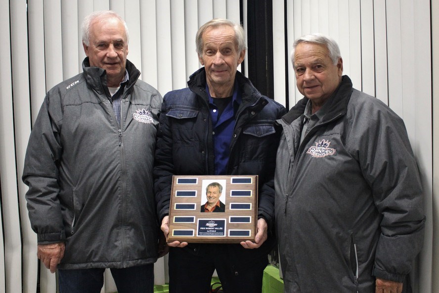Lors de la remise du Prix Robert Vallée.