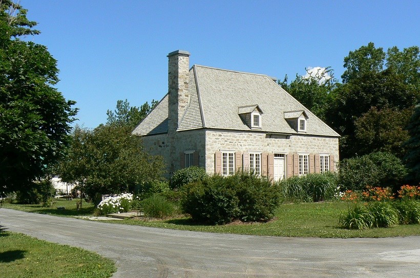 Des travaux de restauration du complexe André-Benjamin-Papineau sont inscrits au Programme triennal d’immobilisations (PTI) 2020-2022, pour assurer la pérennité de la maison patrimoniale, classée par le ministère de la Culture et des Communications du Québec (MCCQ).