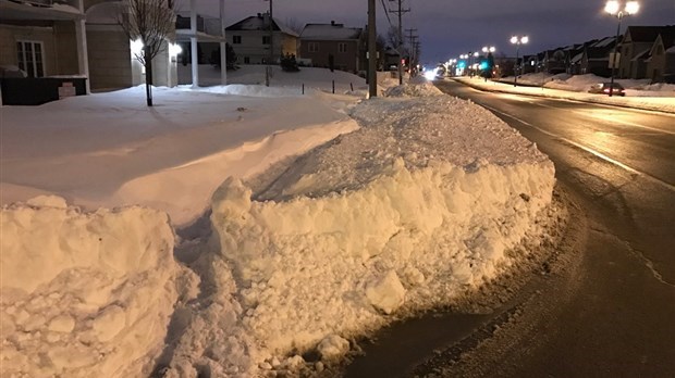 Déneigement à Laval : les opérations se poursuivent