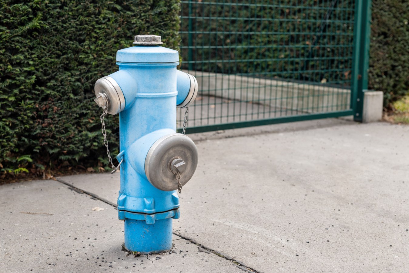 Laval autorise le stationnement devant les bornes bleues