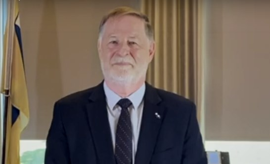 « En cette période où tout le monde peine à souffler, face aux sacrifices nécessaires qui nous sont demandés, nous voulions offrir cette bouffée d’air frais aux contribuables lavallois », a affirmé le maire de Laval, Marc Demers.
