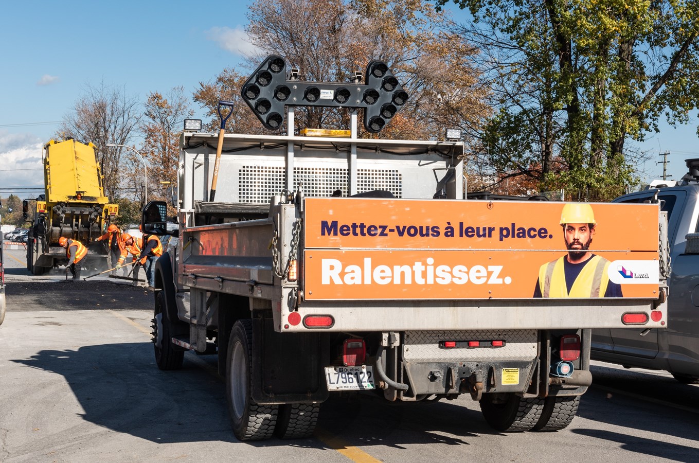 Laval sensibilise à propos des cols bleus