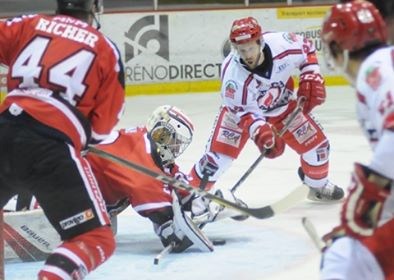 Hockey: les Pétroliers du Nord s'en tirent bien face à Sorel-Tracy