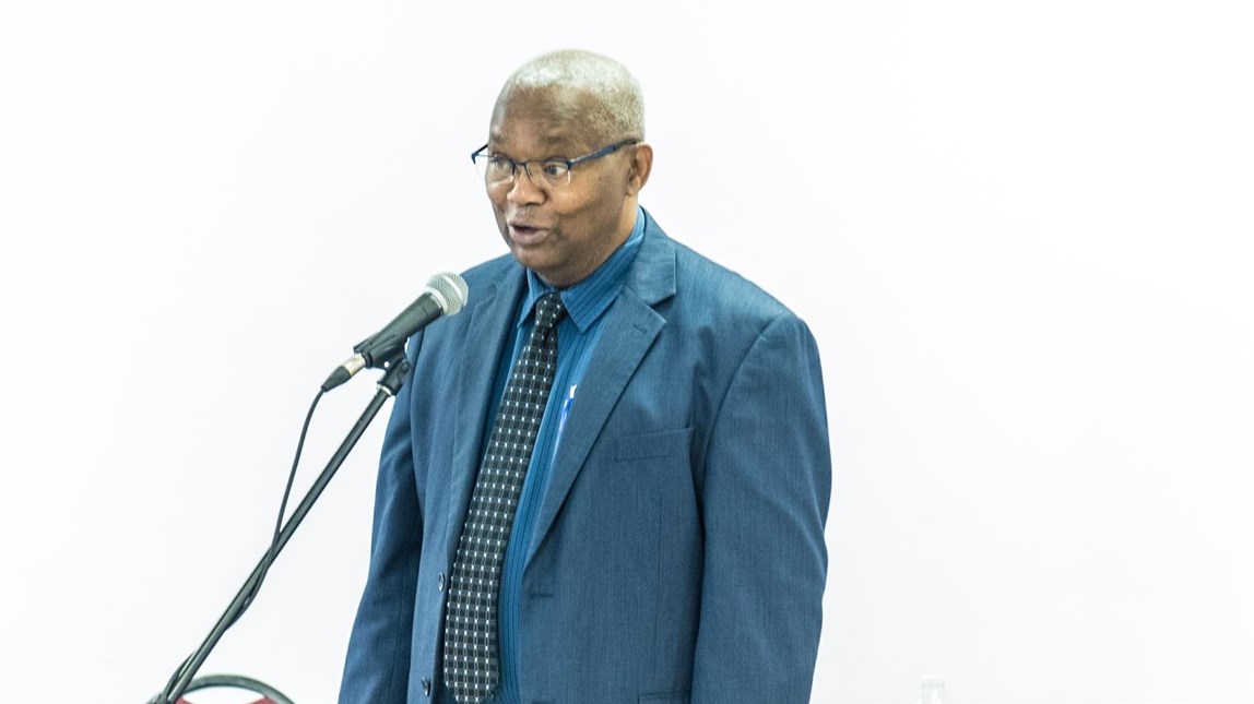 Michel Josfère a repris les rênes du Centre Communautaire le Coumbite de Laval,. Auparavant, il s'agissait de l’Association de la Communauté Noire de Laval, dont la fondatrice était la citoyenne de  Chomedey, Althea Seaman (1938-2013), également à l'initiative du Mois de l’Histoire des Noirs à Laval.