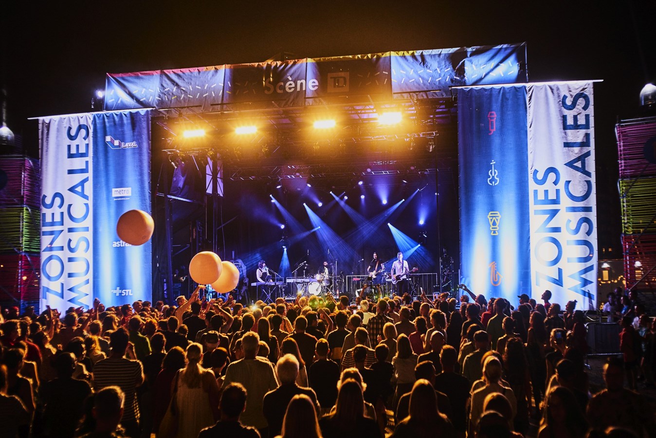Alex Nevsky lors des Zones musicales 2018.
