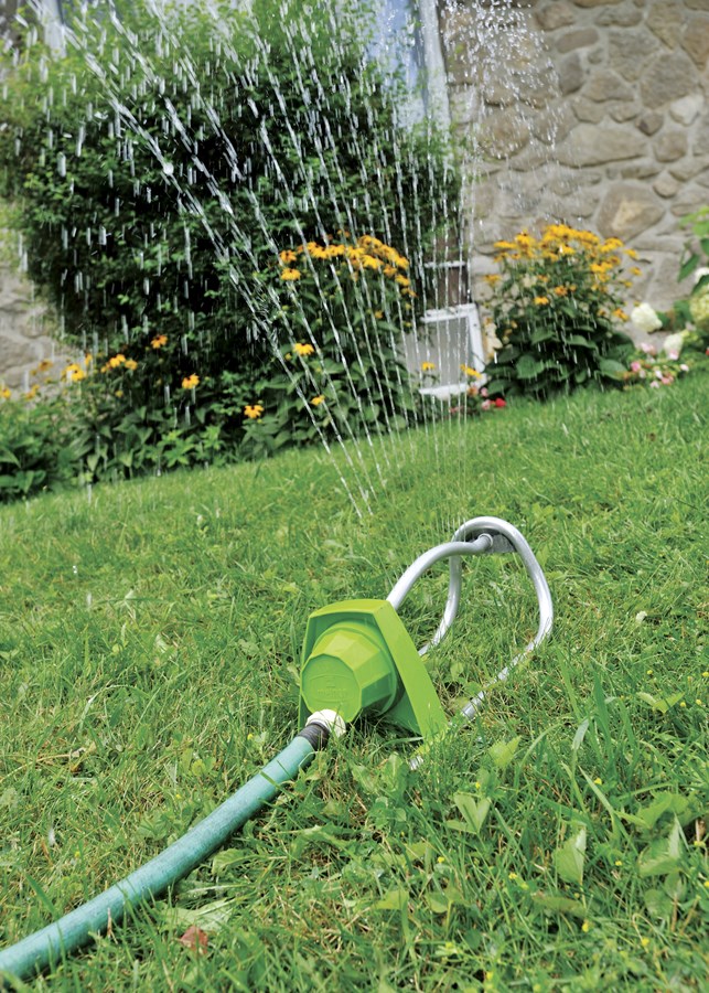 L’arrosage des plantes et des potagers demeure possible, s’il est effectué avec un boyau muni d’un pistolet à fermeture automatique.