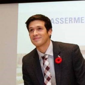 Stéphane Boyer, nommé président du comité de retraite, a précisé durant la séance de ce 8 juillet qu’il renonçait à la rémunération de plus de 20 000 $ associée à ce poste, jugeant qu'il souhaitait que la somme soit reversée à un organisme venant en aide à des citoyens vulnérables.