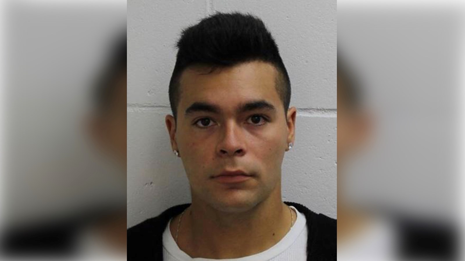 Le 13 septembre dernier, le Service de police de Laval (SPL) a procédé à l’arrestation d’Alexandre Bernard, âgé de 23 ans, pour agression sexuelle