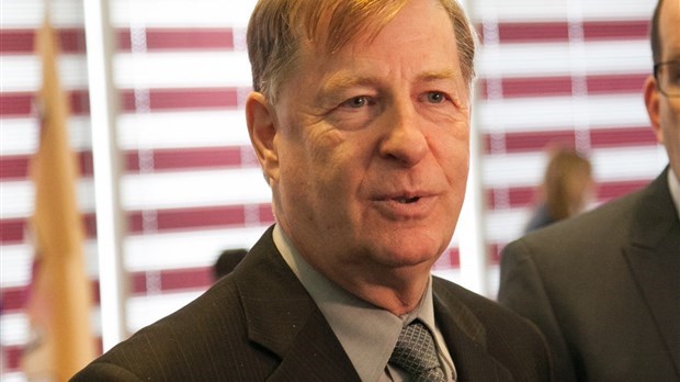 Marc Dermers, maire de Laval.