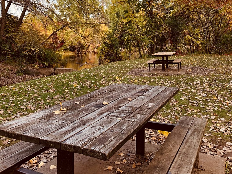 Admirer les couleurs d'automne à Laval