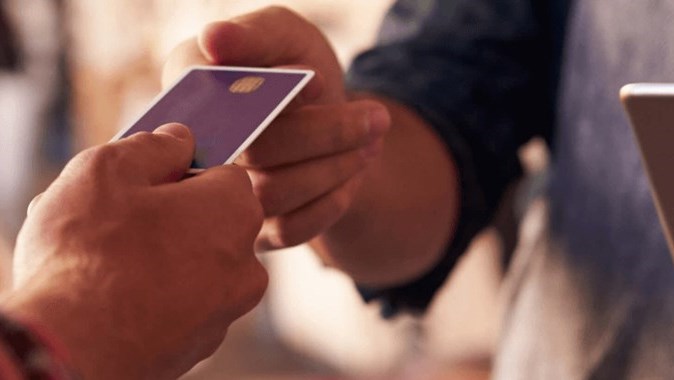 Laval signe un partenariat avec l’Association québécoise des technologies