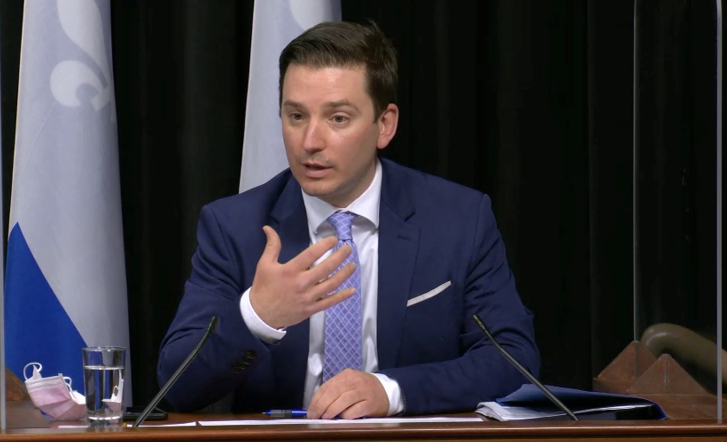 Le ministre Simon Jolin-Barrette.