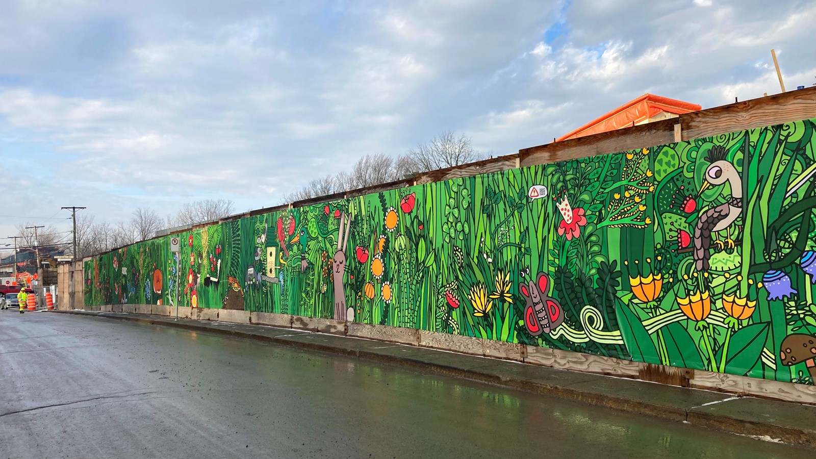 Nouvelle murale du Réseau express métropolitain aux abords de la future station Île-Bigras