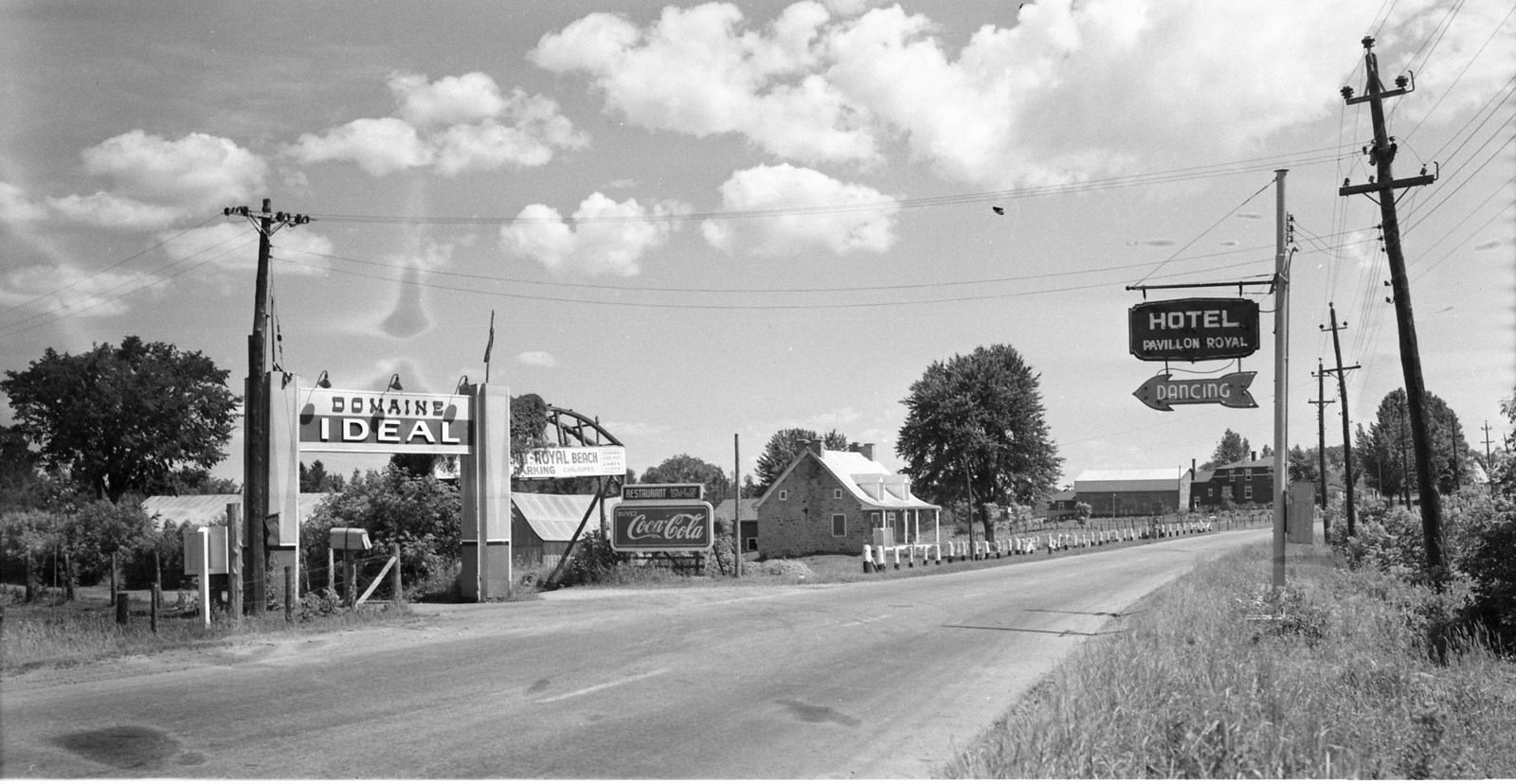 La Grande-Côte, devenue depuis l’avenue des Terrasses, en juillet 1948