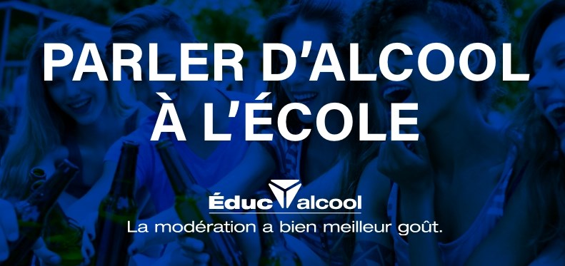 Pour que les jeunes puissent développer une saine relation avec l’alcool, les enseignants et les parents ont un rôle déterminant à jouer.