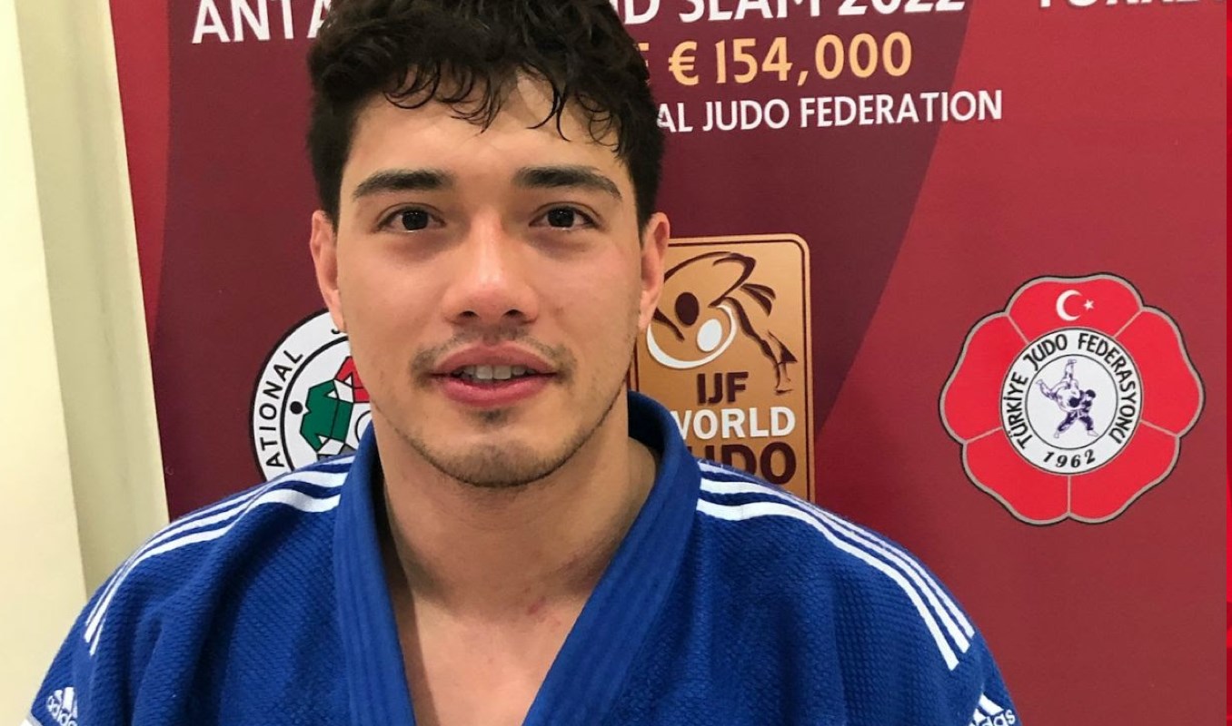 Kyle Reyes était en action chez les moins de 100 kg, où il s’est lui aussi frayé un chemin jusqu’aux finales de bronze.
