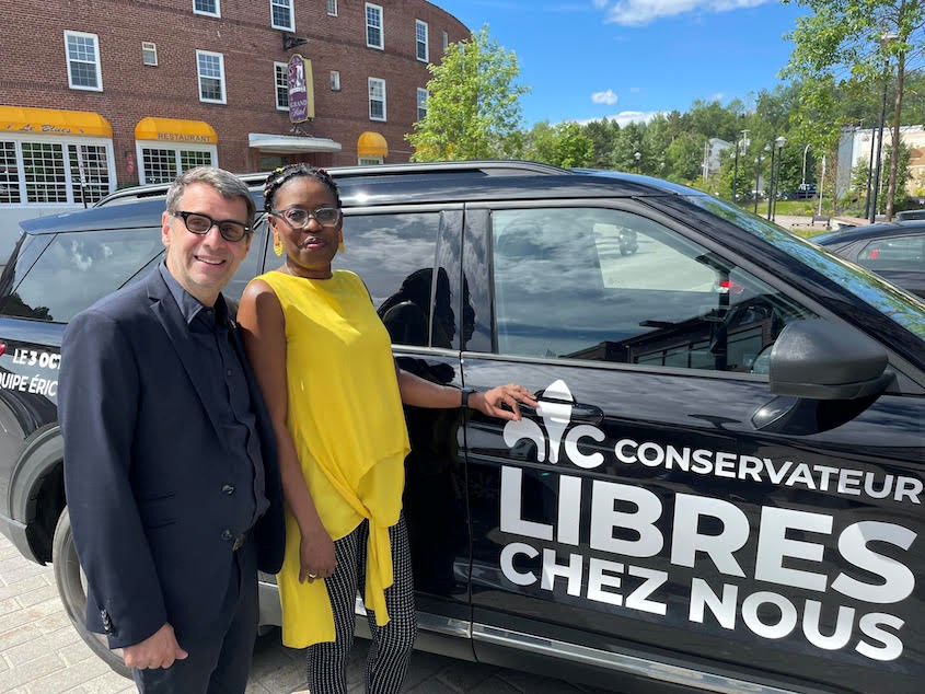 Éric Duhaime présente la candidate qui représentera les conservateurs dans René-Lévesque
