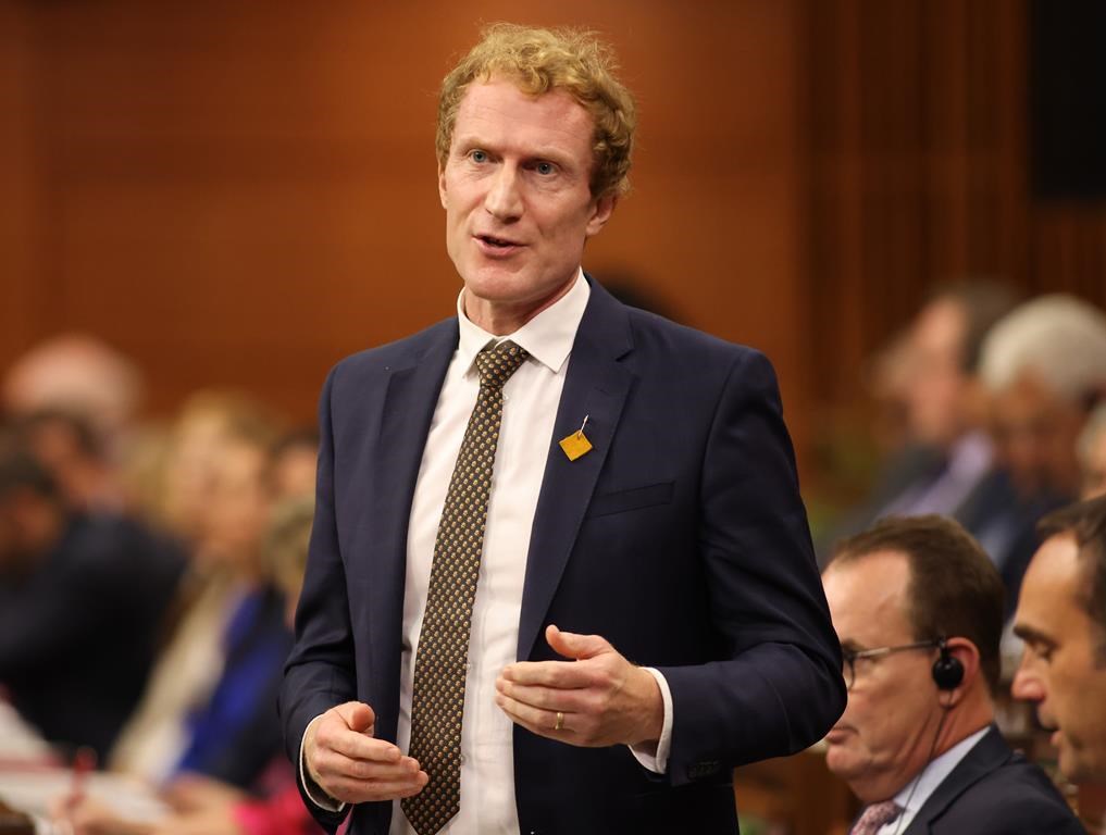 Le ministre Miller refuse de reconnaître le déclin du français au Québec