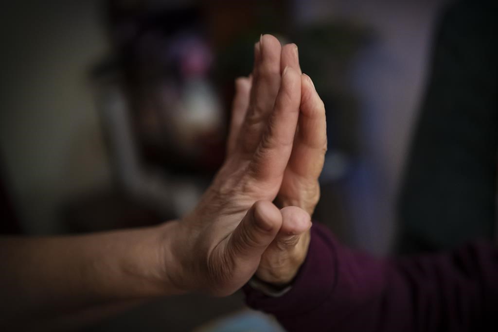 Une plateforme pour comprendre le vieillissement et agir avec bienveillance