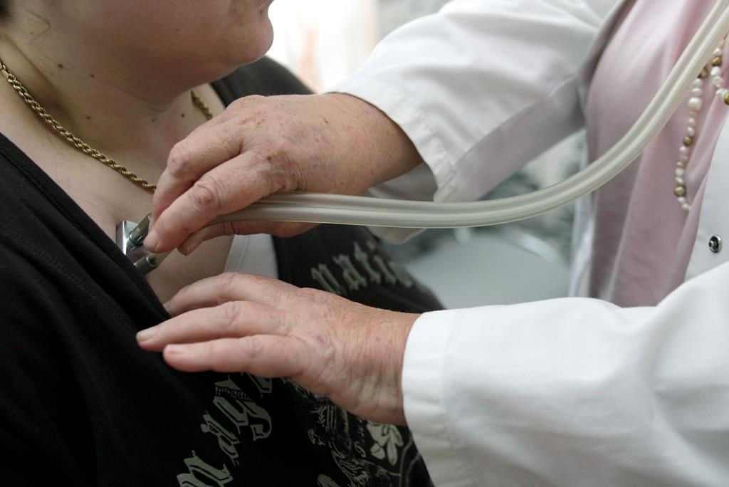 Ménopause sévère: l'hormonothérapie devrait être offerte plus souvent selon une étude