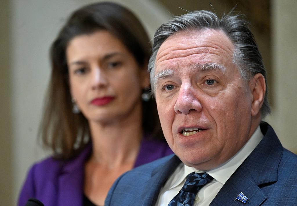 La CAQ en tête des intentions de vote, le PQ deuxième, suggère un sondage Léger