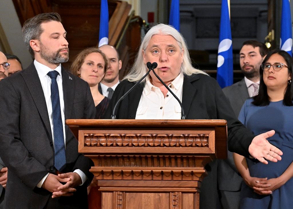 La solidaire Manon Massé passe le flambeau, mais refuse de dire adieu