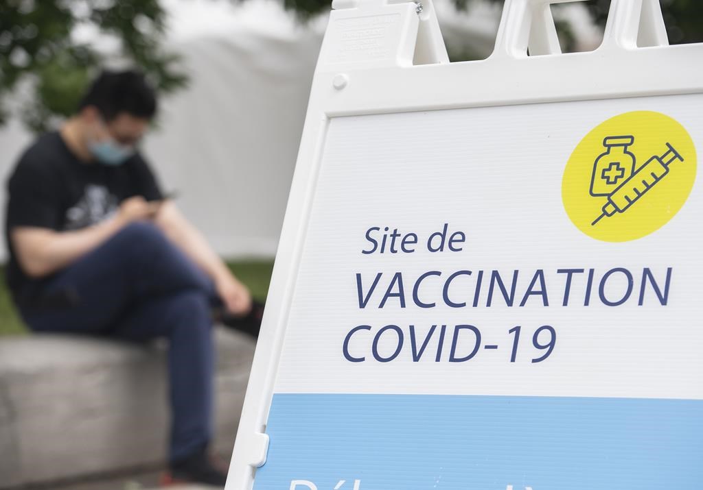 Québec transforme les centres de vaccination en centres de prélèvements