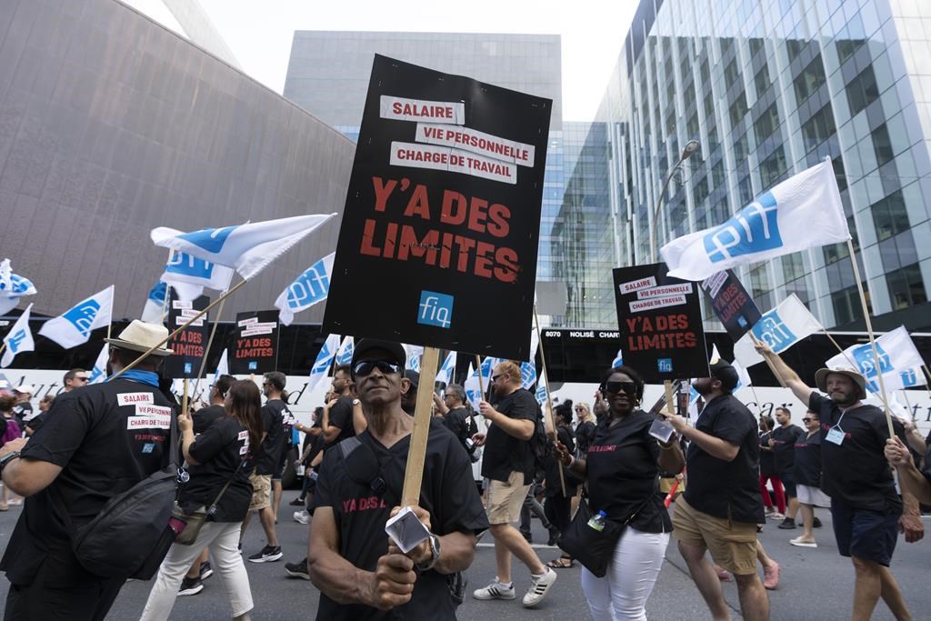 Fin des primes du secteur public: le Front commun s'insurge et manifeste de nouveau