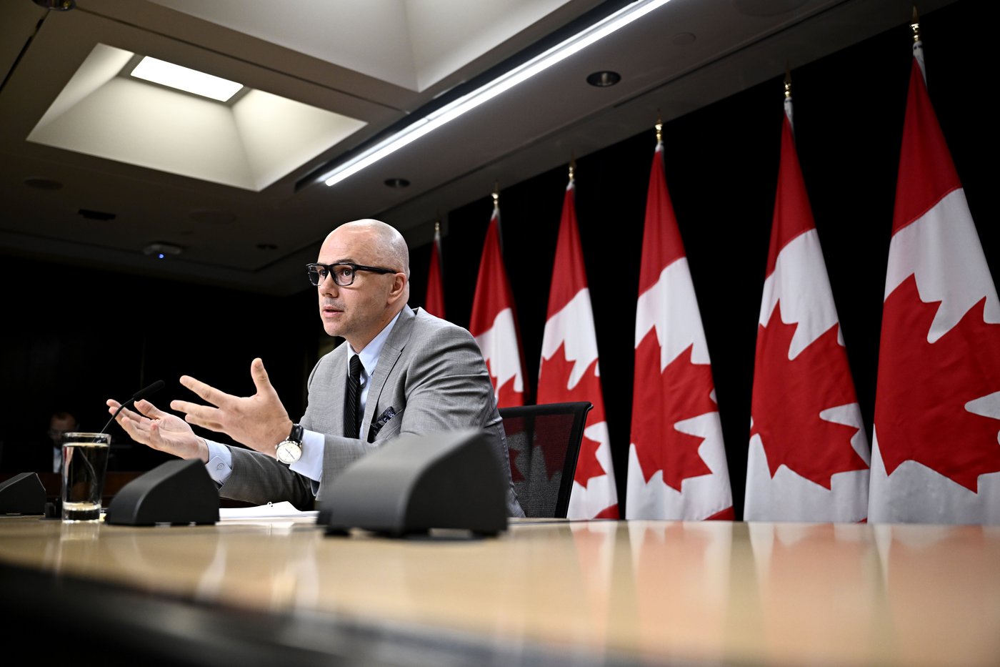 Ottawa a recours à l'IA pour éliminer son arriéré de transactions du système Phénix
