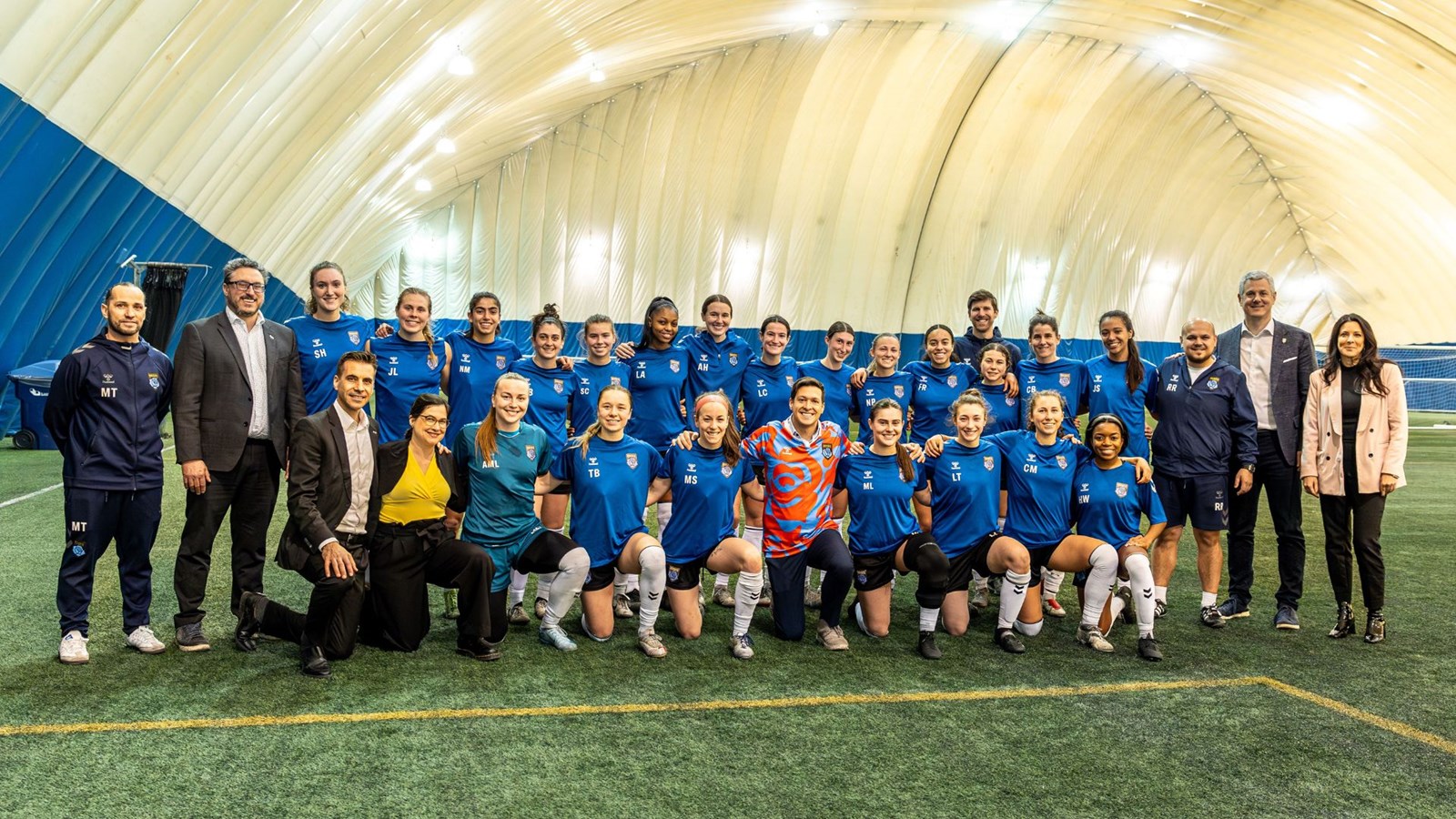 Laval octroi une subvention de 200 000 dollars aux Roses FC