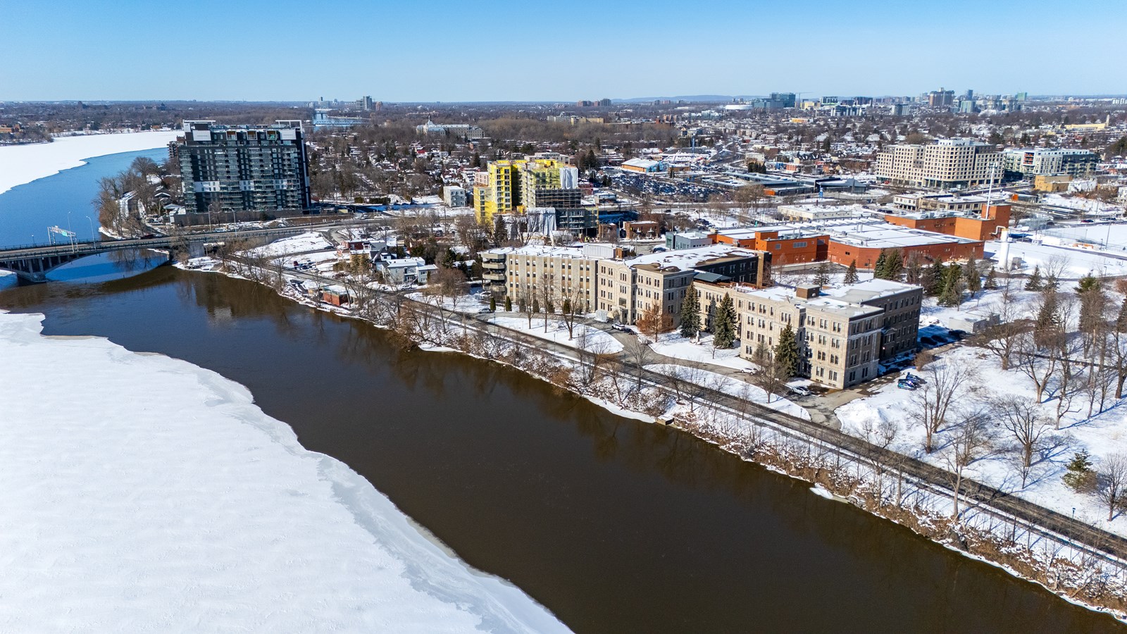 La Ville de Laval modernisera des infrastructures souterraines clés aux abords du métro Cartier et du pont Viau.