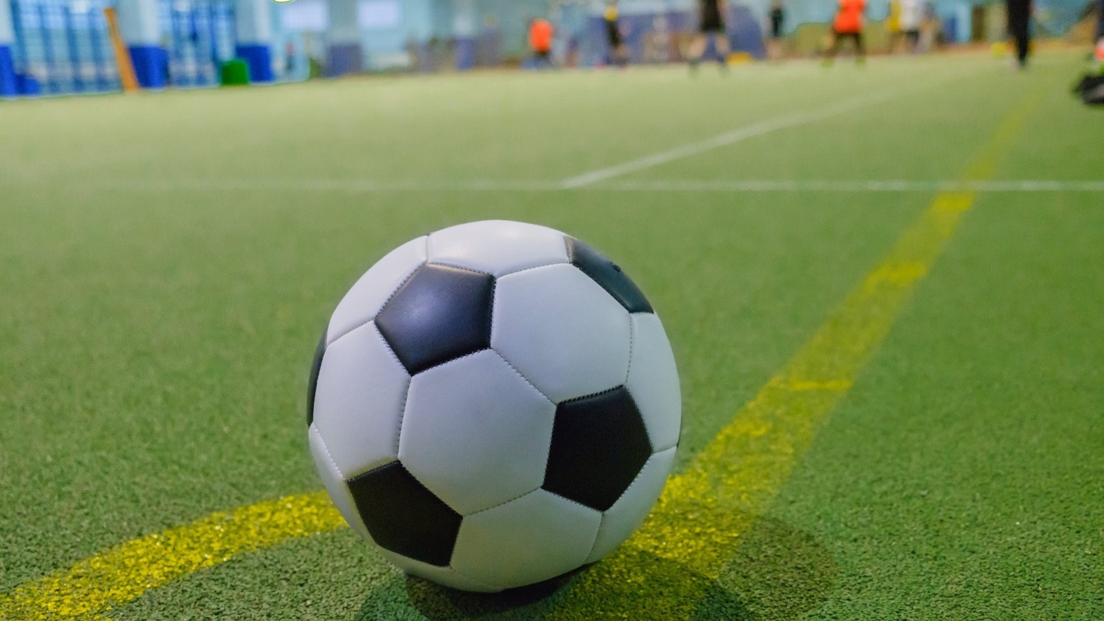 Laval : Diffusion extérieure d’un match de soccer du Canada