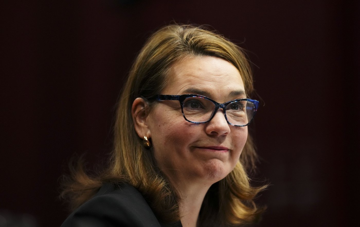 Le bureau du premier ministre devrait être assujetti à la Loi sur l'information